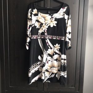 White House Black Market 3/4 Sleeve dress